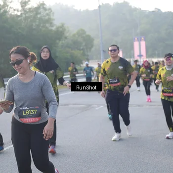 Runner Photo 6849458