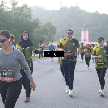 Runner Photo 6849470