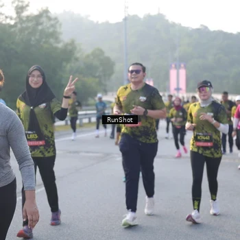 Runner Photo 6849485