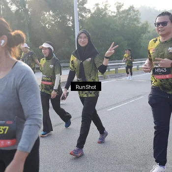 Runner Photo 6849534