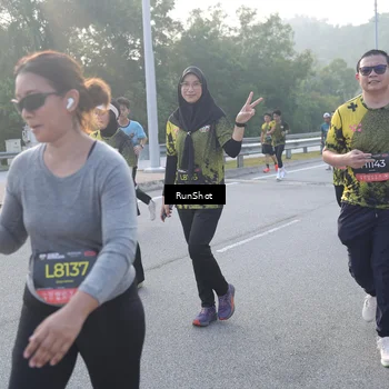Runner Photo 6849545