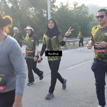 Runner Photo 6849547