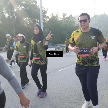 Runner Photo 6849560