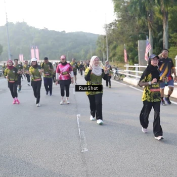 Runner Photo 6849610