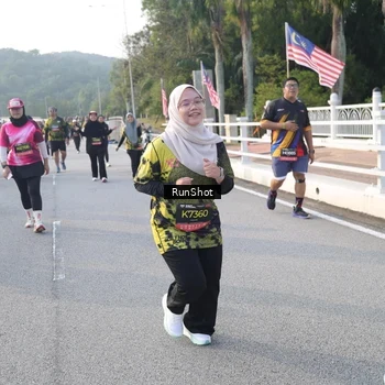 Runner Photo 6849638