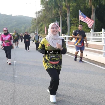 Runner Photo 6849652