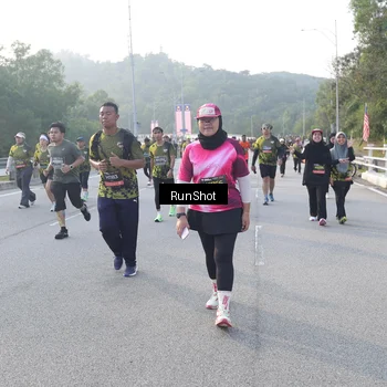 Runner Photo 6849726