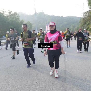 Runner Photo 6849733
