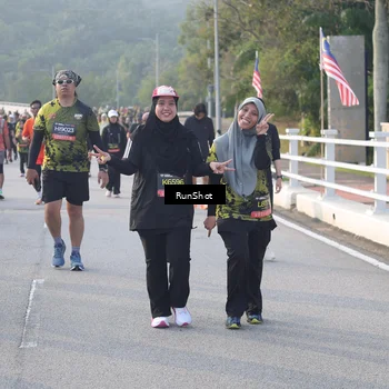 Runner Photo 6849759