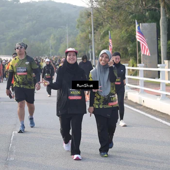 Runner Photo 6849784