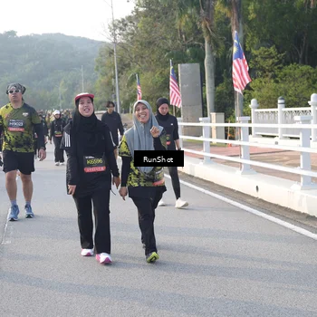 Runner Photo 6849803