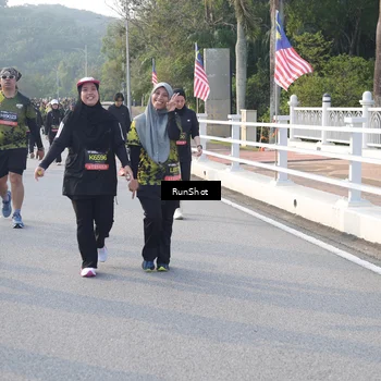Runner Photo 6849804