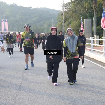 Runner Photo 6849806
