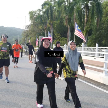 Runner Photo 6849882
