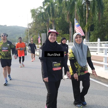 Runner Photo 6849889