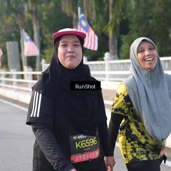 Runner Photo 6849900