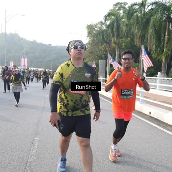 Runner Photo 6849946