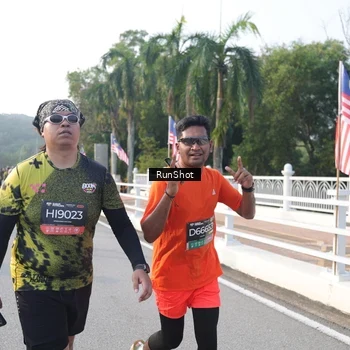 Runner Photo 6849971