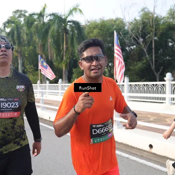 Runner Photo 6849981