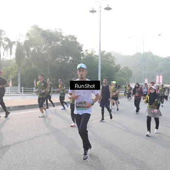 Runner Photo 6850027