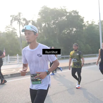 Runner Photo 6850045