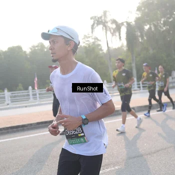 Runner Photo 6850055