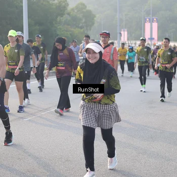 Runner Photo 6850088