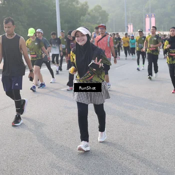 Runner Photo 6850117
