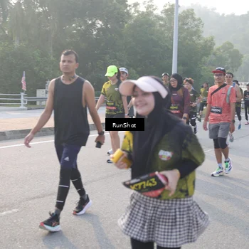 Runner Photo 6850135