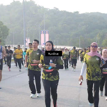 Runner Photo 6850144
