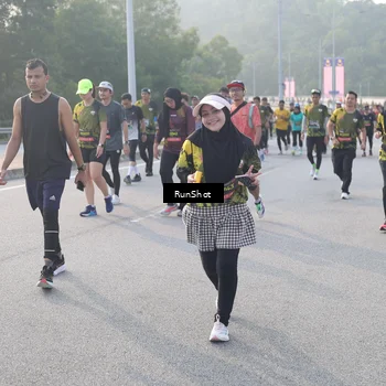 Runner Photo 6850146