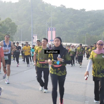 Runner Photo 6850161