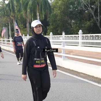 Runner Photo 6850274