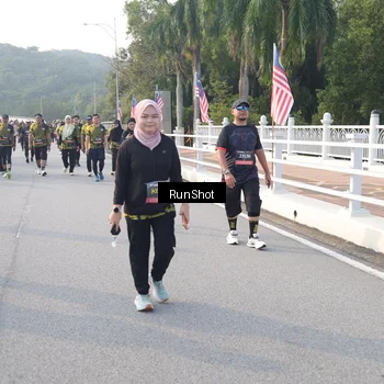 Runner Photo 6850300