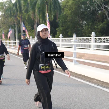 Runner Photo 6850304