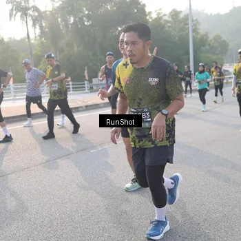Runner Photo 6850362