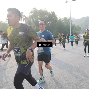 Runner Photo 6850376