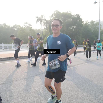 Runner Photo 6850394