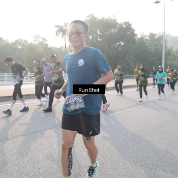 Runner Photo 6850405
