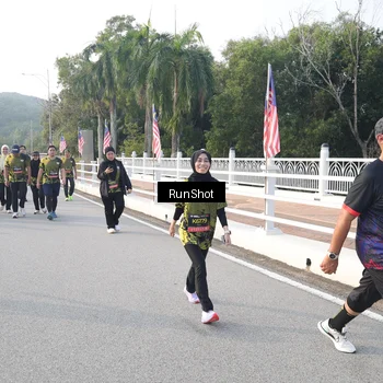 Runner Photo 6850438