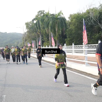 Runner Photo 6850447