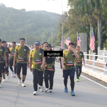 Runner Photo 6850512