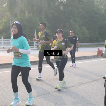 Runner Photo 6850529