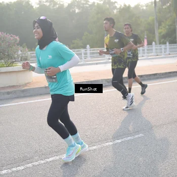Runner Photo 6850594