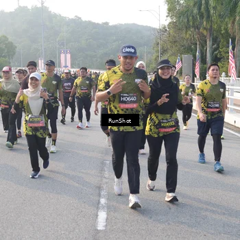 Runner Photo 6850595