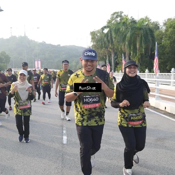 Runner Photo 6850649