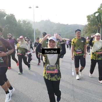 Runner Photo 6850719