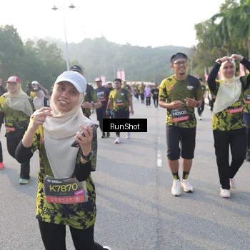 Runner Photo 6850724