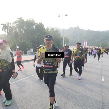 Runner Photo 6850775