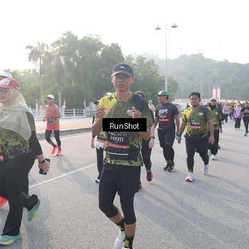 Runner Photo 6850805